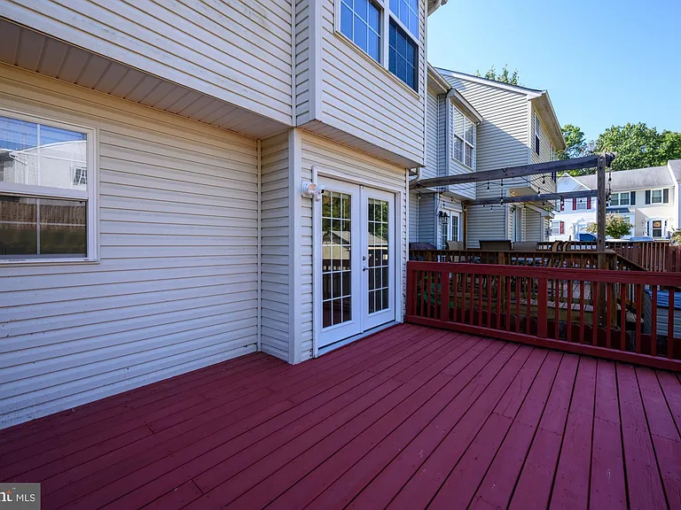 105 Brenwick Ct — Photo 27