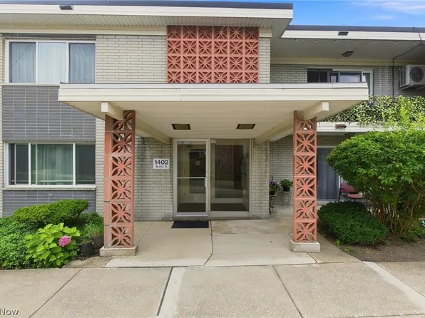 1402 Golden Gate Blvd #G203, Mayfield Heights, OH 44124