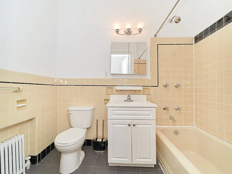25 E 38th St #5F — Photo 7