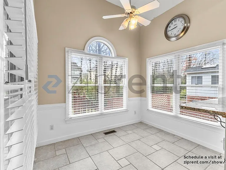 9216 Crofton Springs Dr — Photo 7