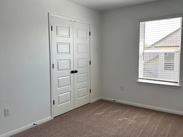 1021 Legend Milton Ln — Photo 33