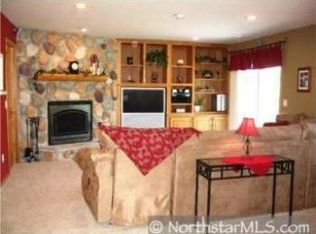 406 Math Ct NW, New Prague, MN 56071