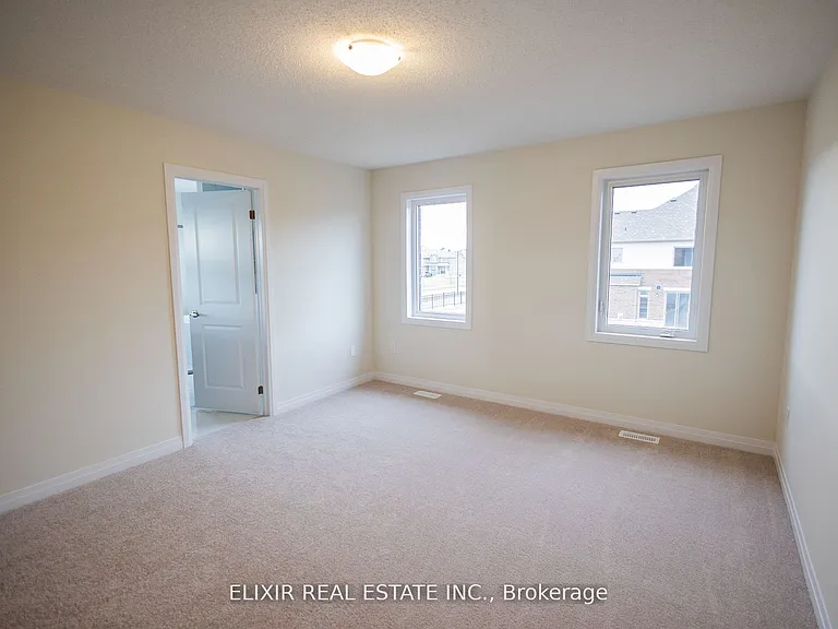 20 Molnar Cres — Photo 14