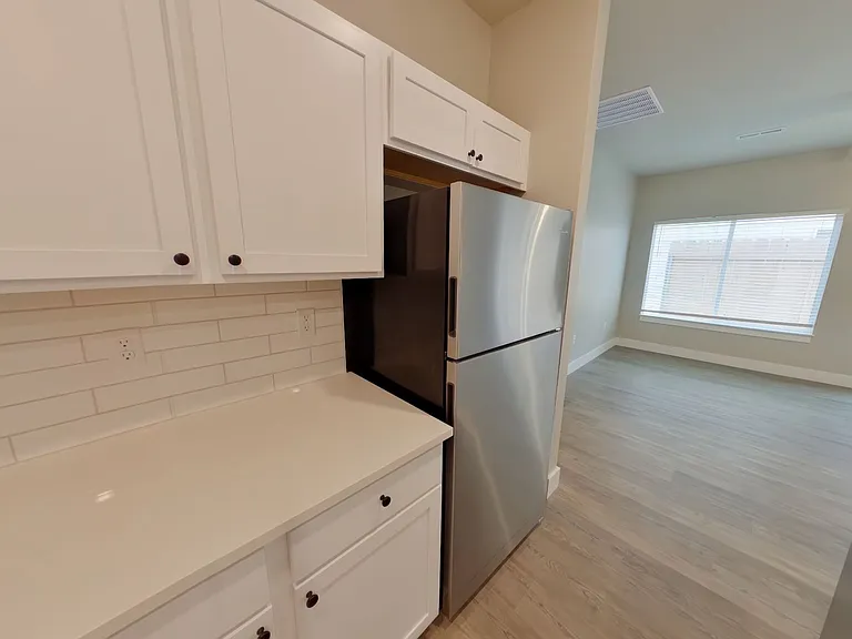 12778 W Wheatland Ct — Photo 7