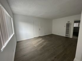 7245 Bakman Avenue - 1