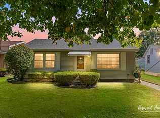 1054 S 7th Ave, Kankakee, IL 60901