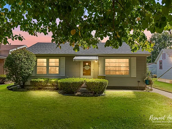 1054 S 7th Ave, Kankakee, IL 60901