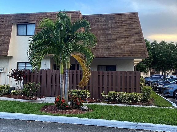 2nd image of 102 San Remo Boulevard #102