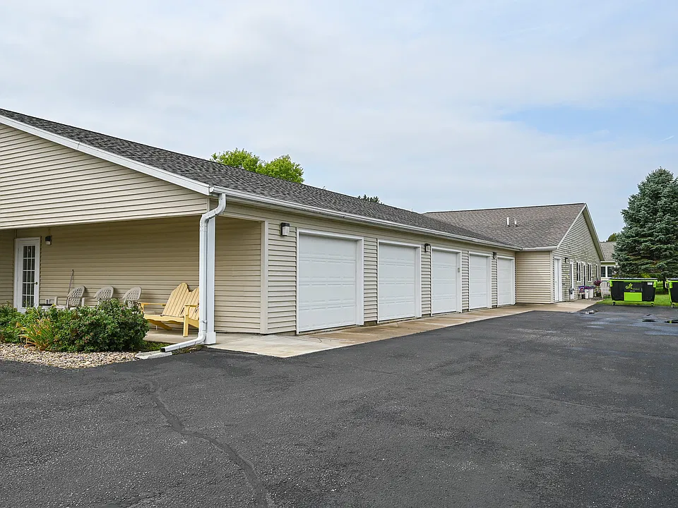 Gateway Community Garden Apartments