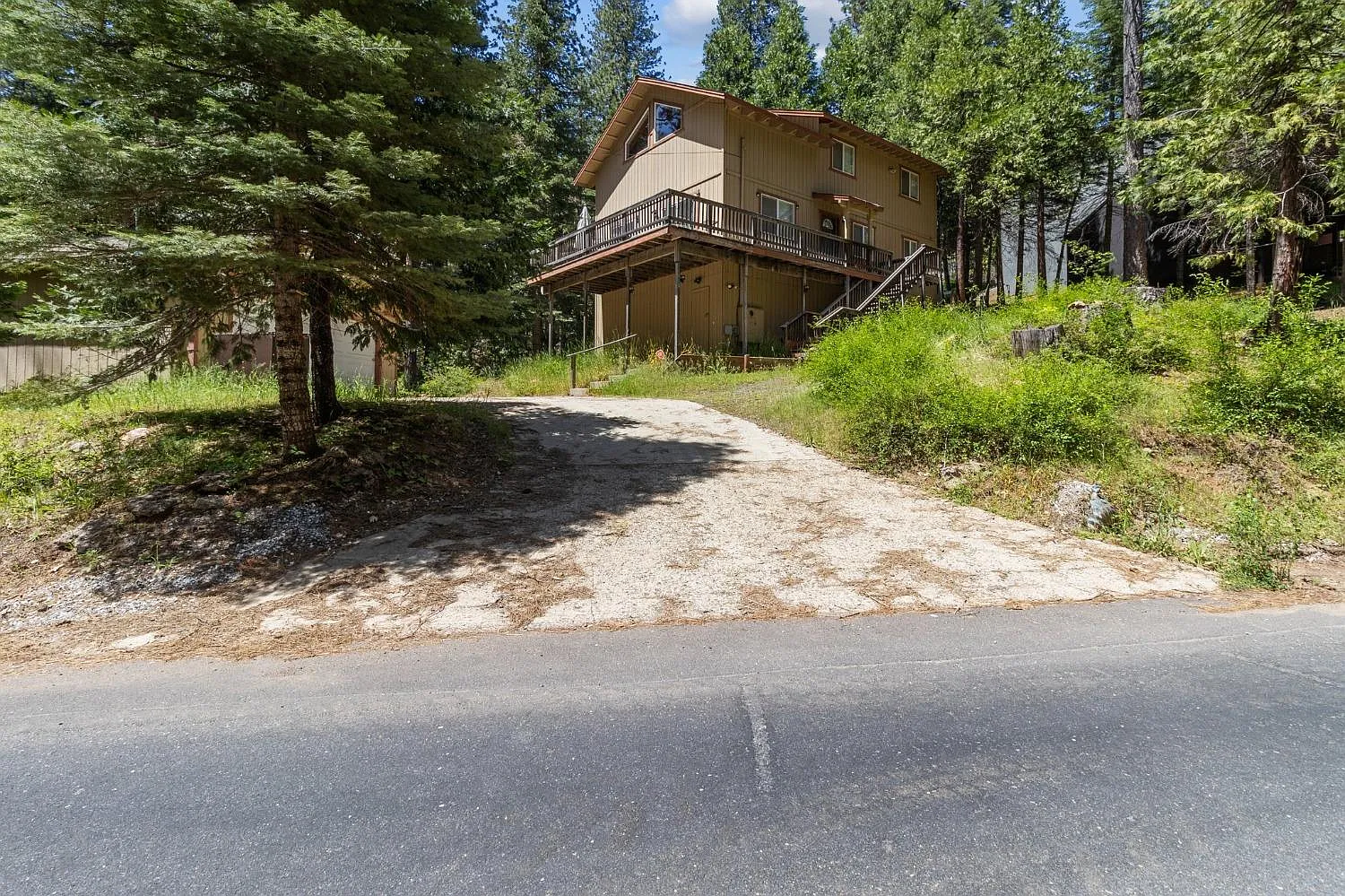 1410 Moran Rd photo 1
