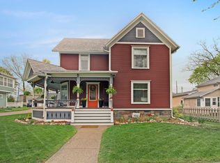 221 Congdon St, Chelsea, MI 48118