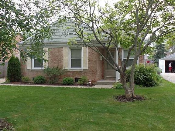 2nd image of 8238 Caldwell Ave