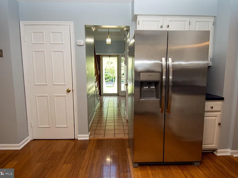 11940 Galaxy Ln — Photo 20