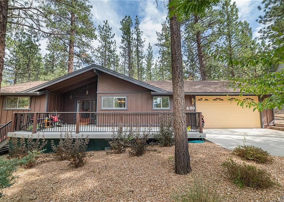 1st image of 490 Ashwood Dr