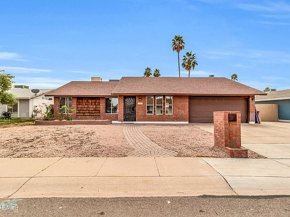 2nd image of 1827 W Rosal Drive