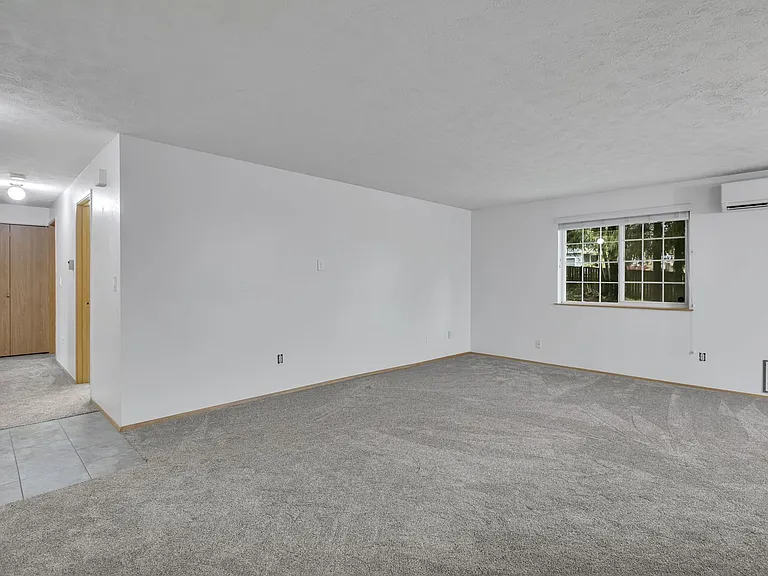 8011 116th St E — Photo 5