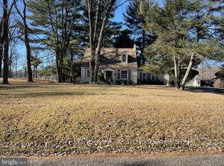 1030 S Media Line Rd, Newtown Square, PA 19073