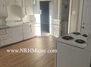 15 Elm St #8, Lewiston, ME 04240