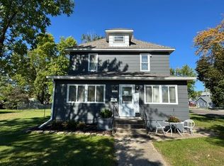 703 1st St SE, Wadena, MN 56482