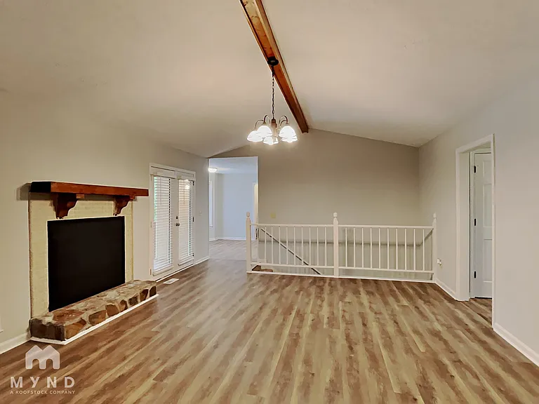 1186 Bay Ridge Dr — Photo 7