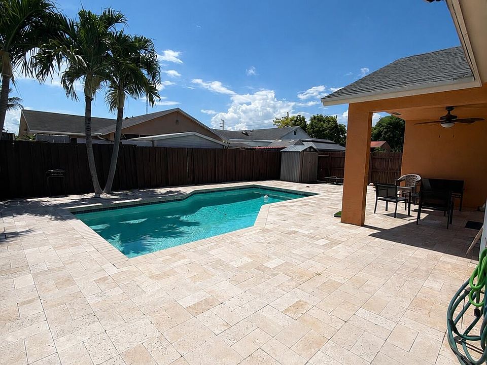 1st image of 24862 SW 128th Ct