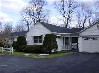 145 Vassar Rd, Poughkeepsie, NY 12603