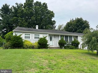6 N Sunset Dr, Voorhees, NJ 08043