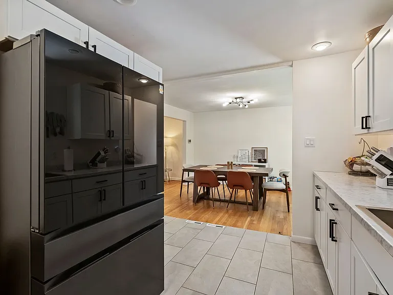 6581 Rosemoor St — Photo 9