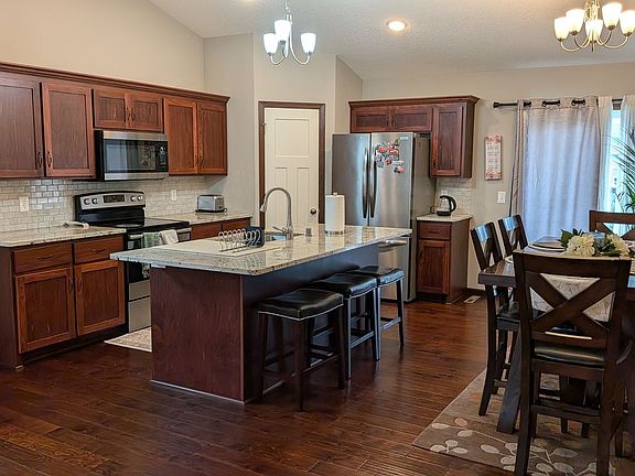 2nd image of 12669 Jamestown St NE