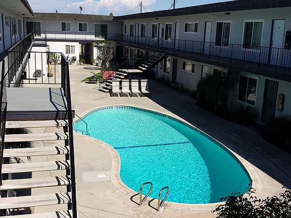 4th image of 20336 Anza Ave #0B-1Ba-600Sqft