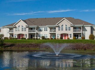 12605 W Wyndridge Dr, New Berlin, WI 53151