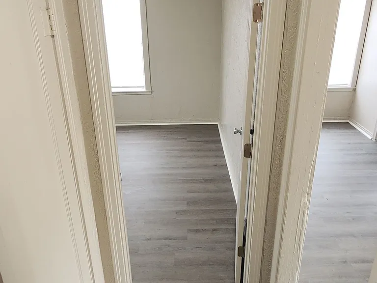 1000 N Lake St #A — Photo 12