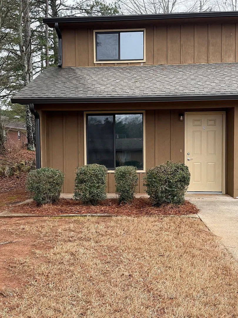 601 Evergreen Lane — Photo 3