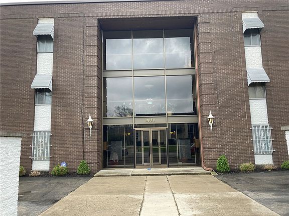 2nd image of 3050 Valerie Arms Dr