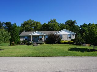 3678 Rackacres Dr, Cincinnati, OH 45211