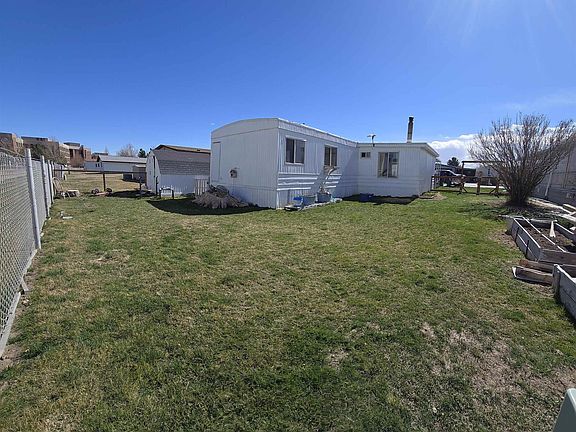 4th image of 1605 Grandview Dr N Space 3