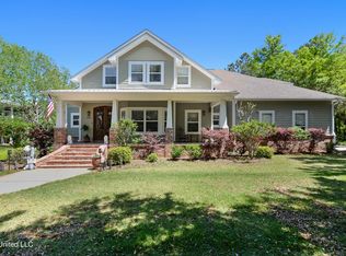 3100 Eagle Point Rd, Ocean Springs, MS 39564