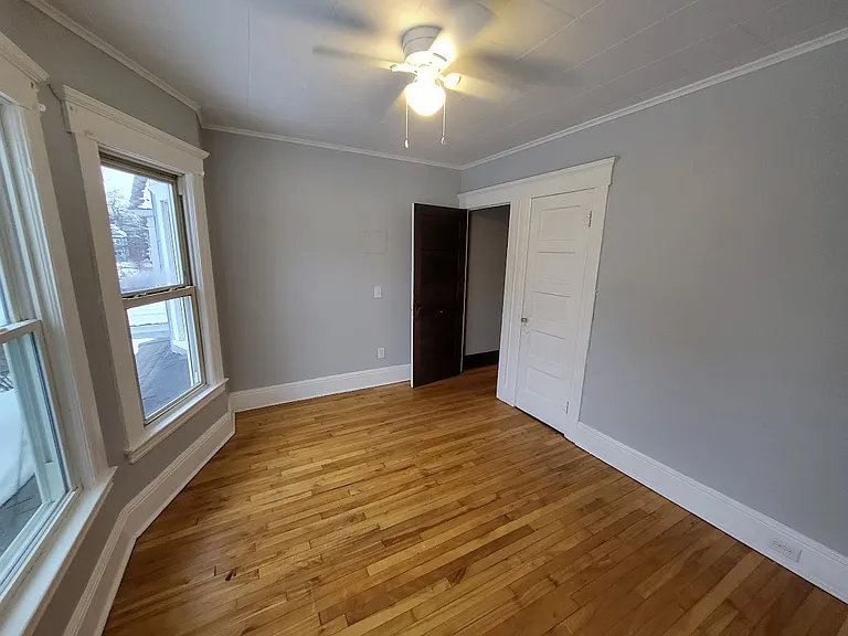 111 Melrose Ave #2 — Photo 20
