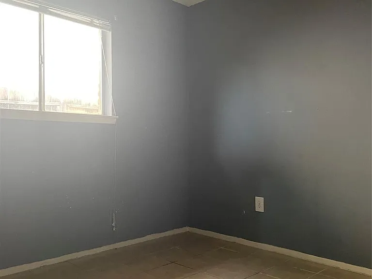 10751 Corona Ln — Photo 6