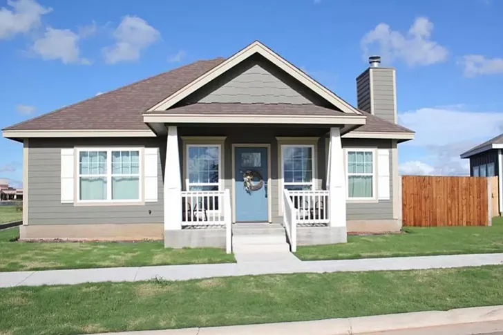 4014 Hope Dr — Photo 1