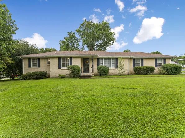 3005 Sheddan Dr, Columbia, TN 38401