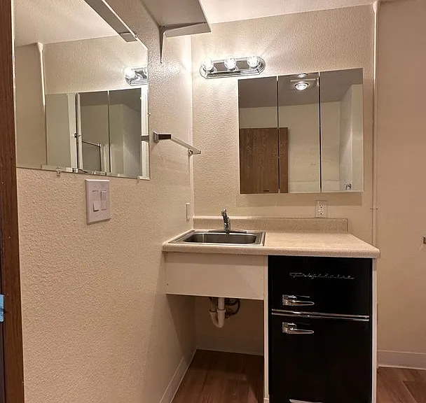 The Shannon Apartments — Photo 13
