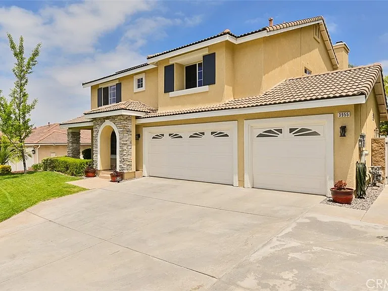 3955 Belfry Cir — Photo 10