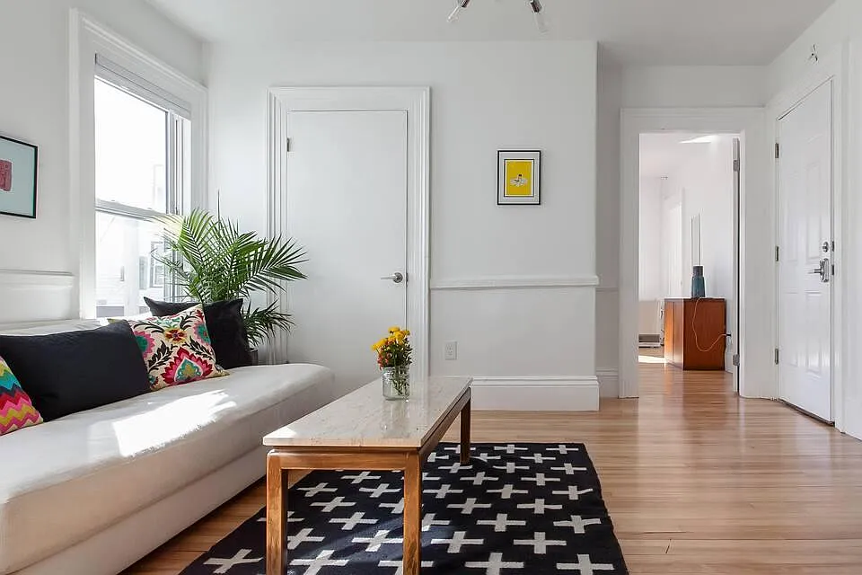 33 Smith St — Photo 2