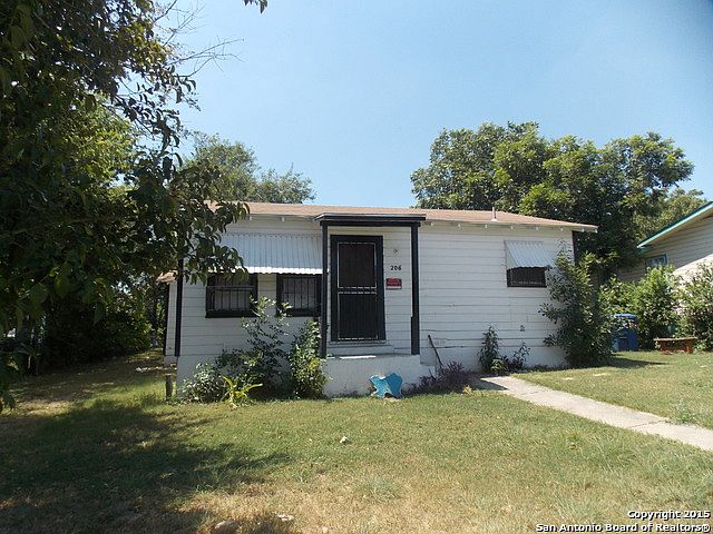 1st image of 206 Lincolnshire Dr
