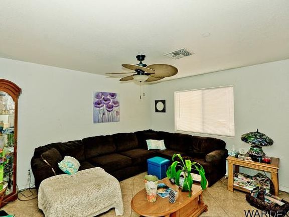 4th image of 2875 Palisades Dr