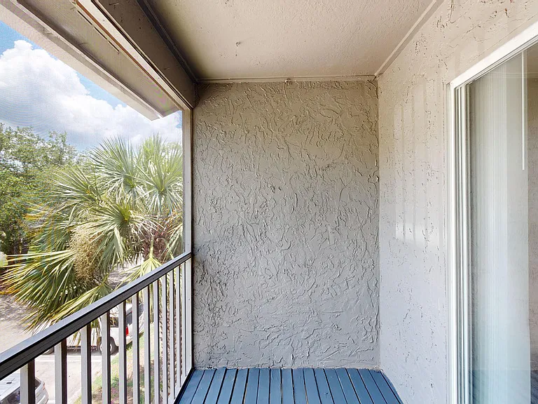 Altamira Place Apartment Homes — Photo 100