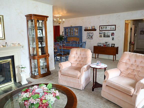 5th image of 1801 Idlewild Dr