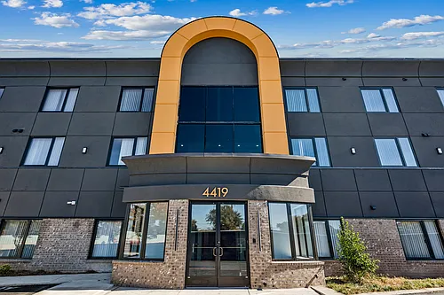 The Tucker Luxury Apartments Photo 1