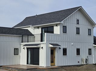 705 N Lake St #B, Joseph, OR 97846